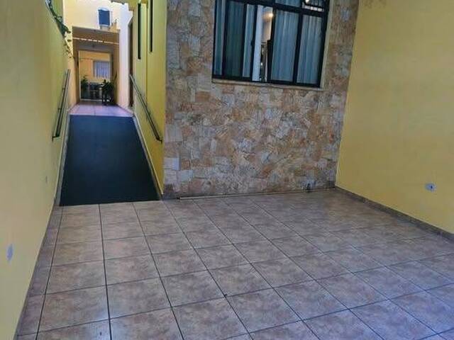 Sobrado para Venda em Diadema - 2