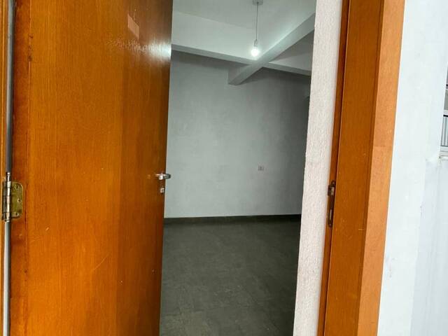 Locação em Vila Guacuri - São Paulo